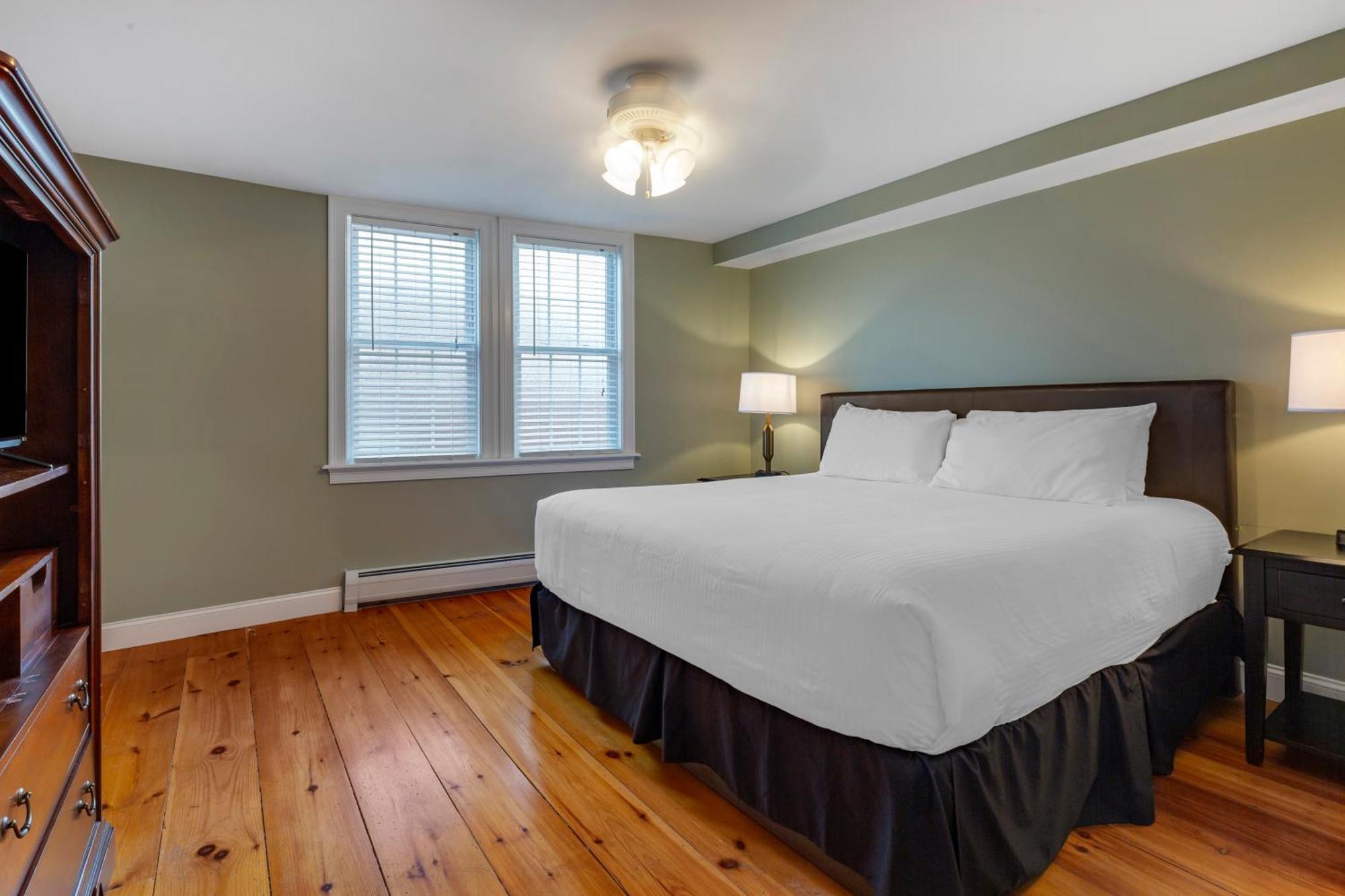 Essex Street Inn & Suites, Ascend Hotel Collection Ньюберипорт Экстерьер фото