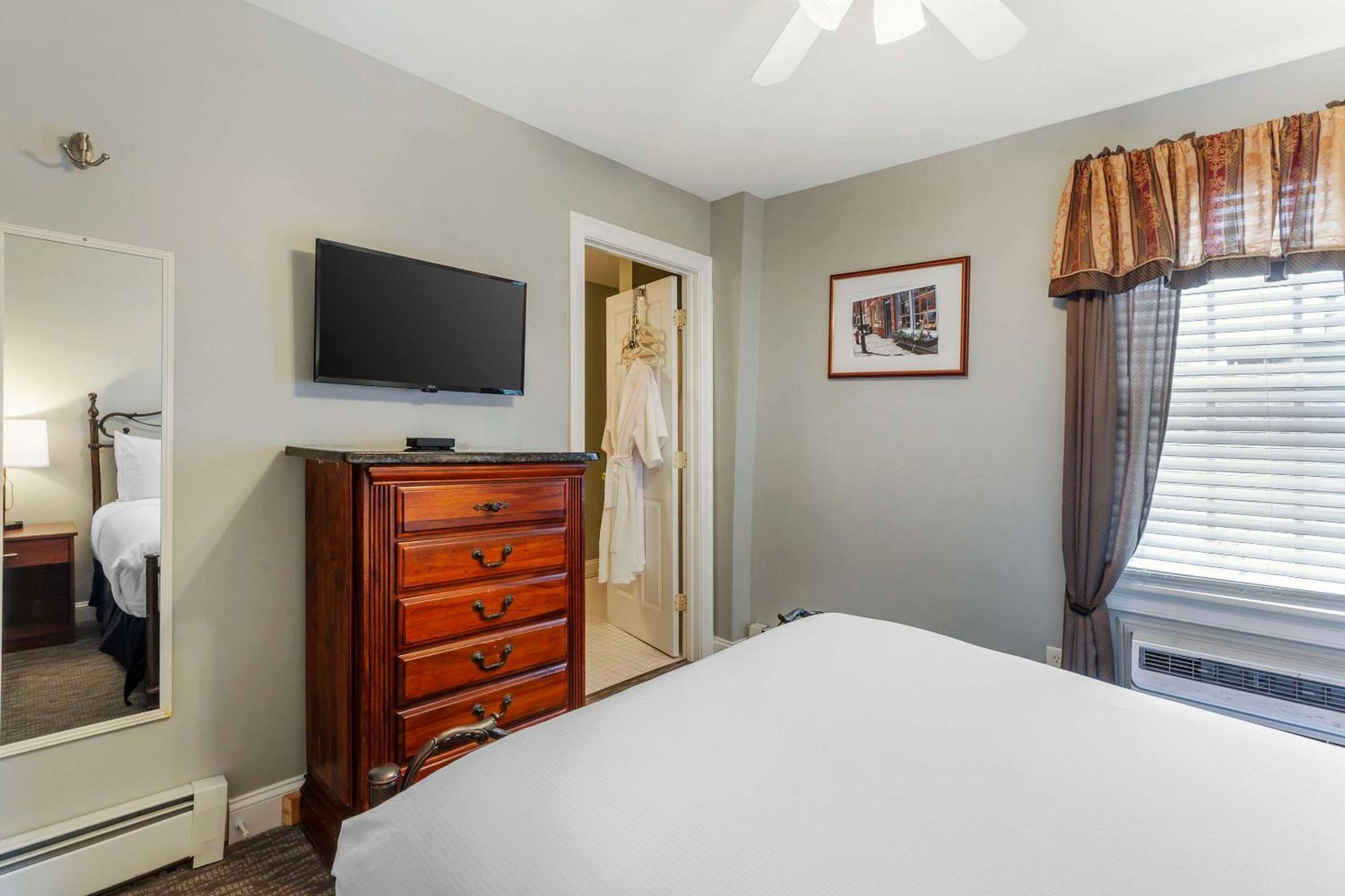Essex Street Inn & Suites, Ascend Hotel Collection Ньюберипорт Экстерьер фото