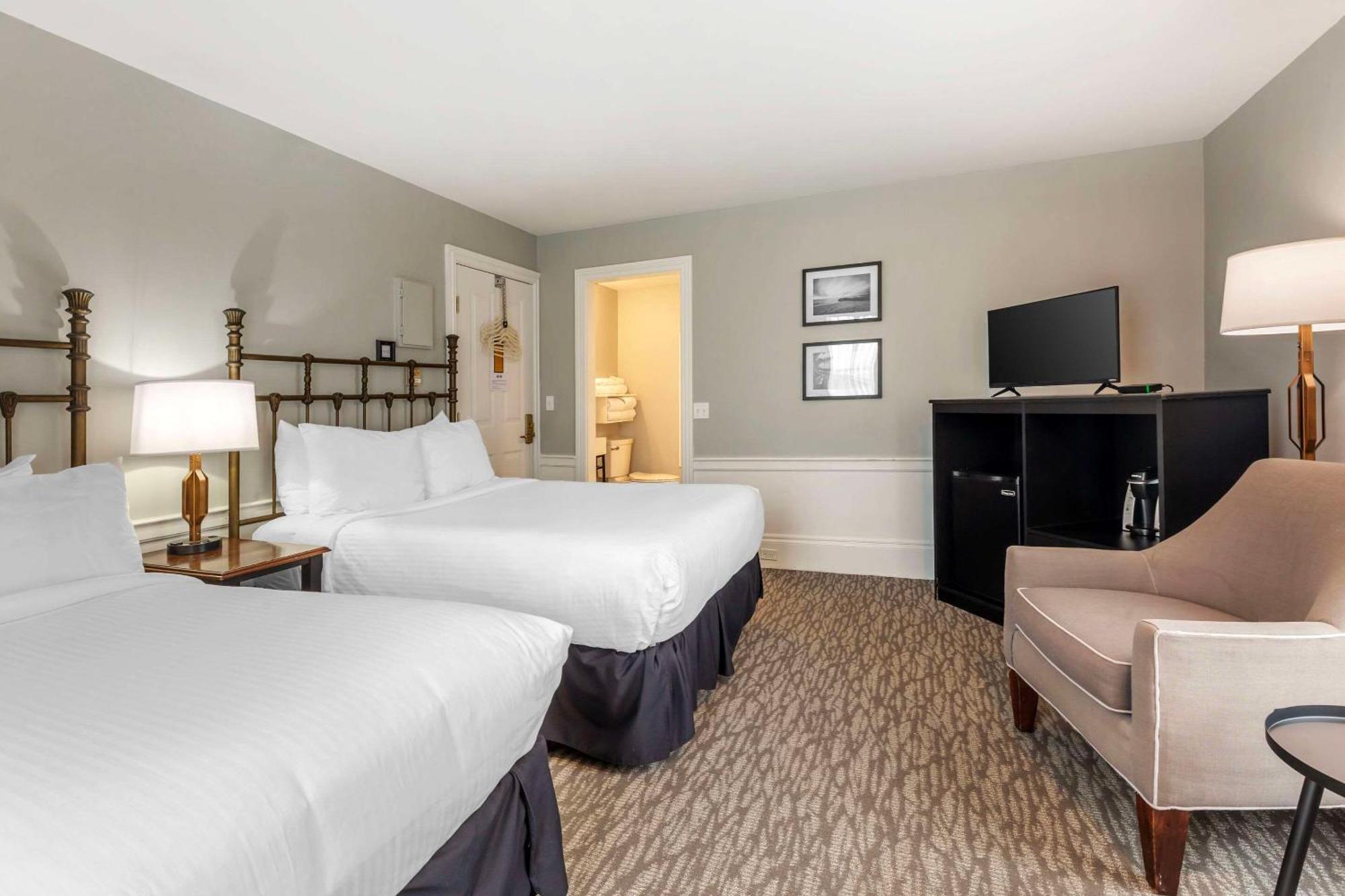 Essex Street Inn & Suites, Ascend Hotel Collection Ньюберипорт Экстерьер фото