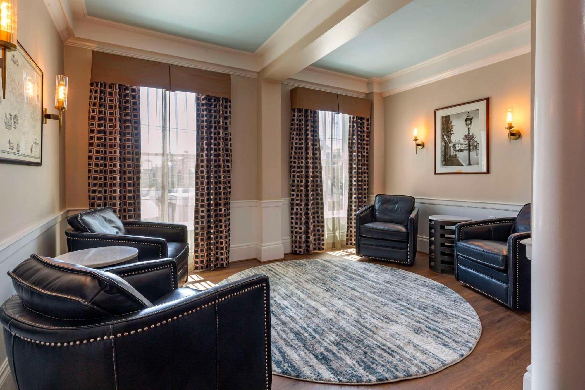 Essex Street Inn & Suites, Ascend Hotel Collection Ньюберипорт Экстерьер фото